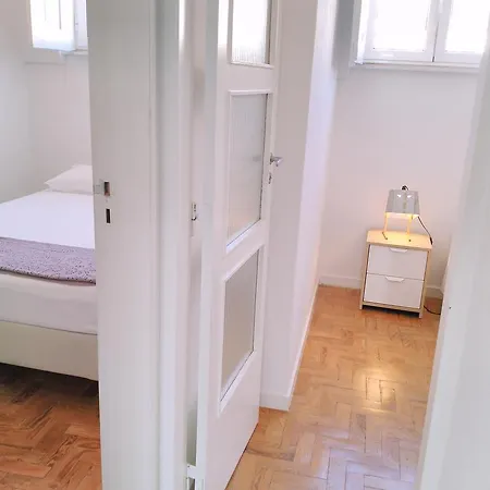 Bica Terrace Apartment Lisbon